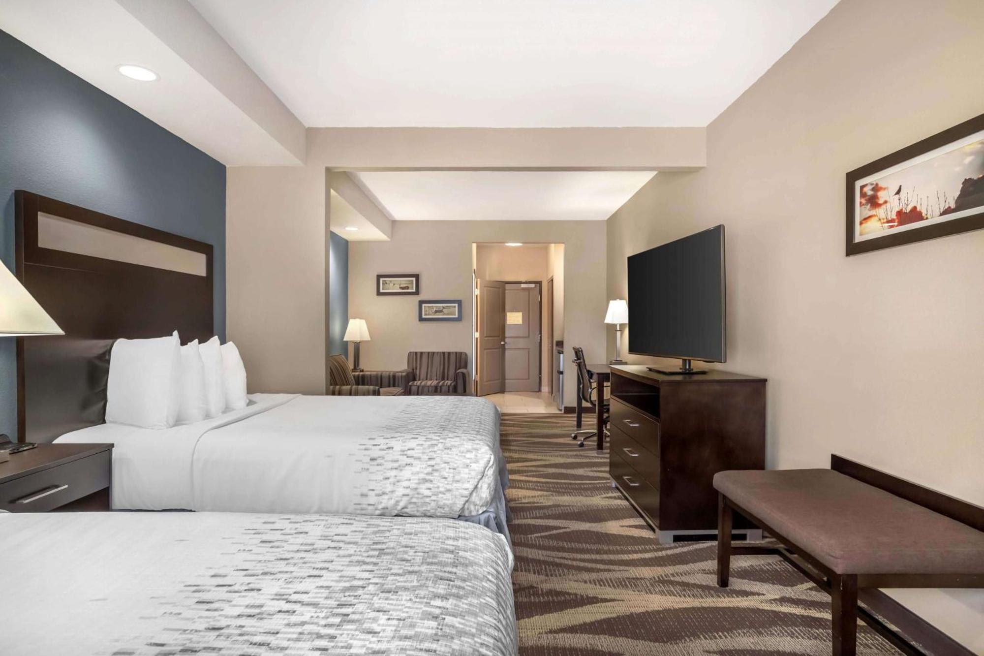 Best Western Plus Lake Jackson Inn & Suites Exterior photo